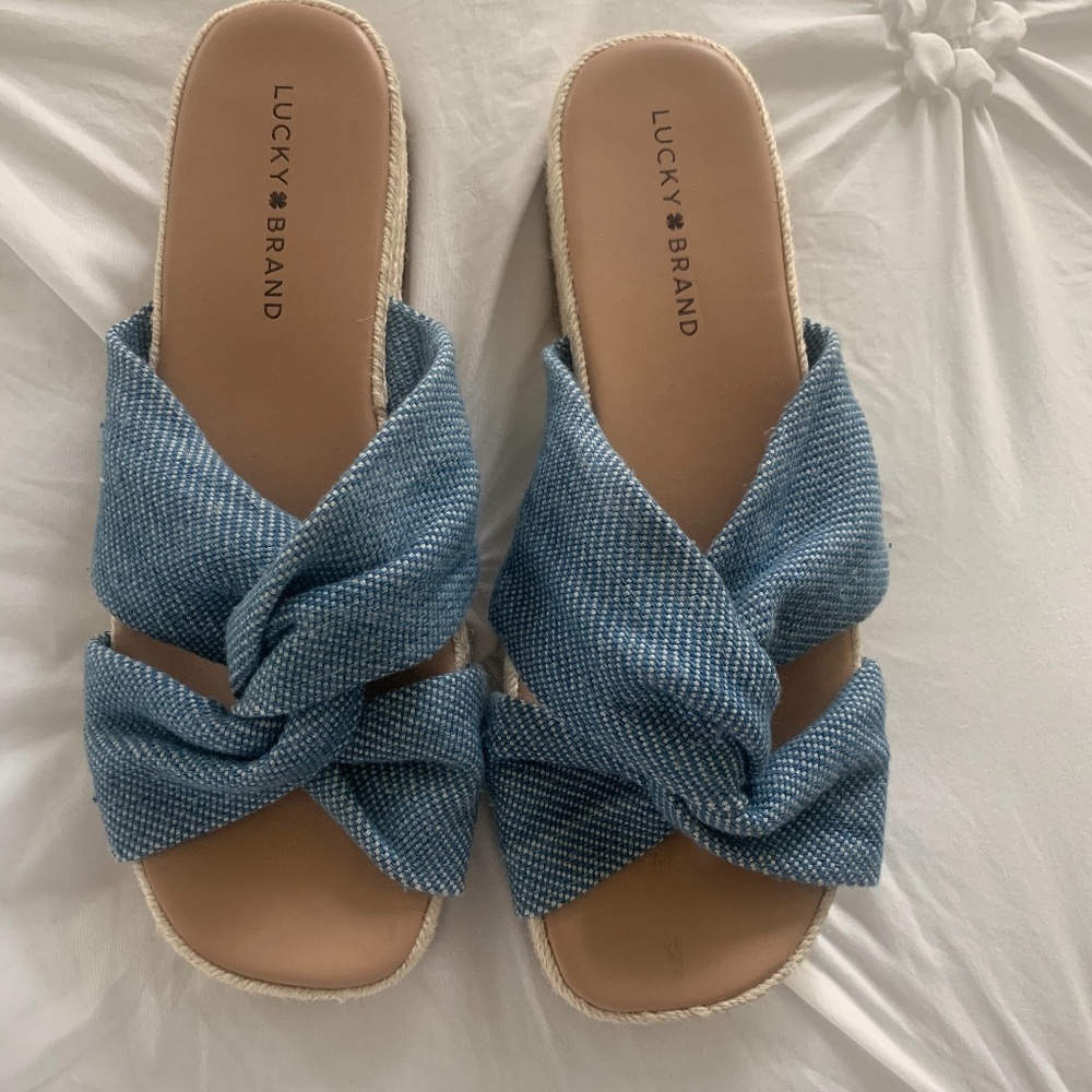 Lucky brand women's Grenly Sandal size 9